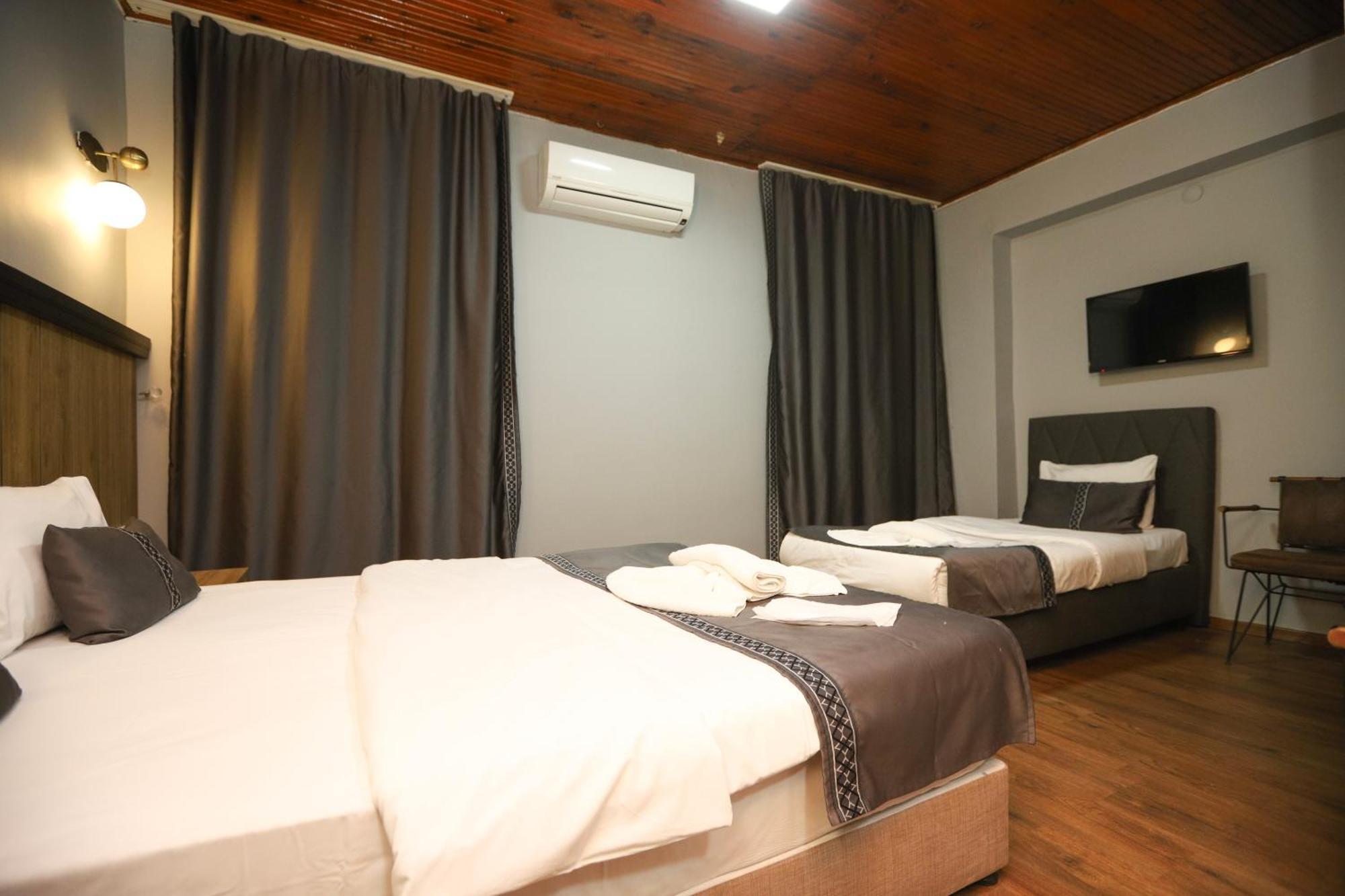La Pera Suites — Photos 1